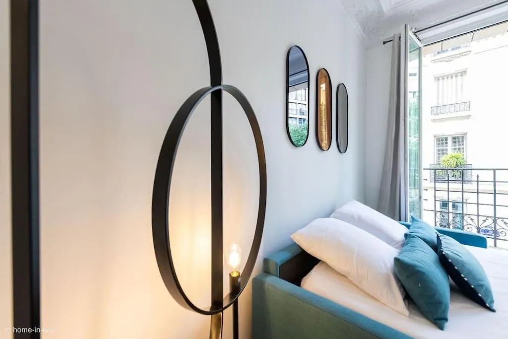 Le Delon - Passy Tour Eiffel A Pied - 5Personnes- Climatisation Apartment Paris 0*,  France