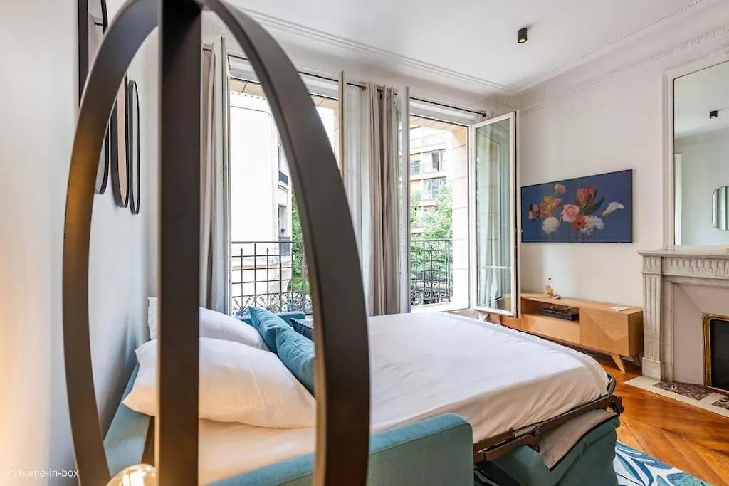 Le Delon - Passy Tour Eiffel A Pied - 5Personnes- Climatisation Apartment Paris 0*,  France